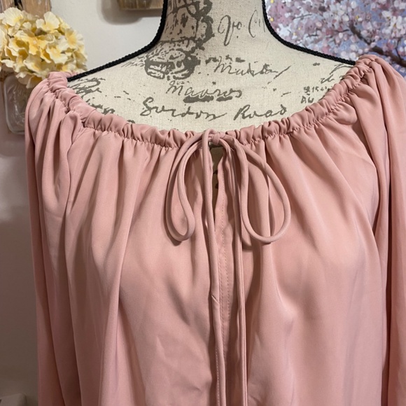 NWOT XL On/Off Shoulder Chiffon Long Sleeve Blouse Bell Sleeve - Picture 9 of 13